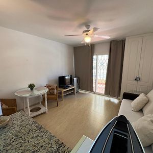 Magnifico Apartamento En La Carihuela, Torremolino